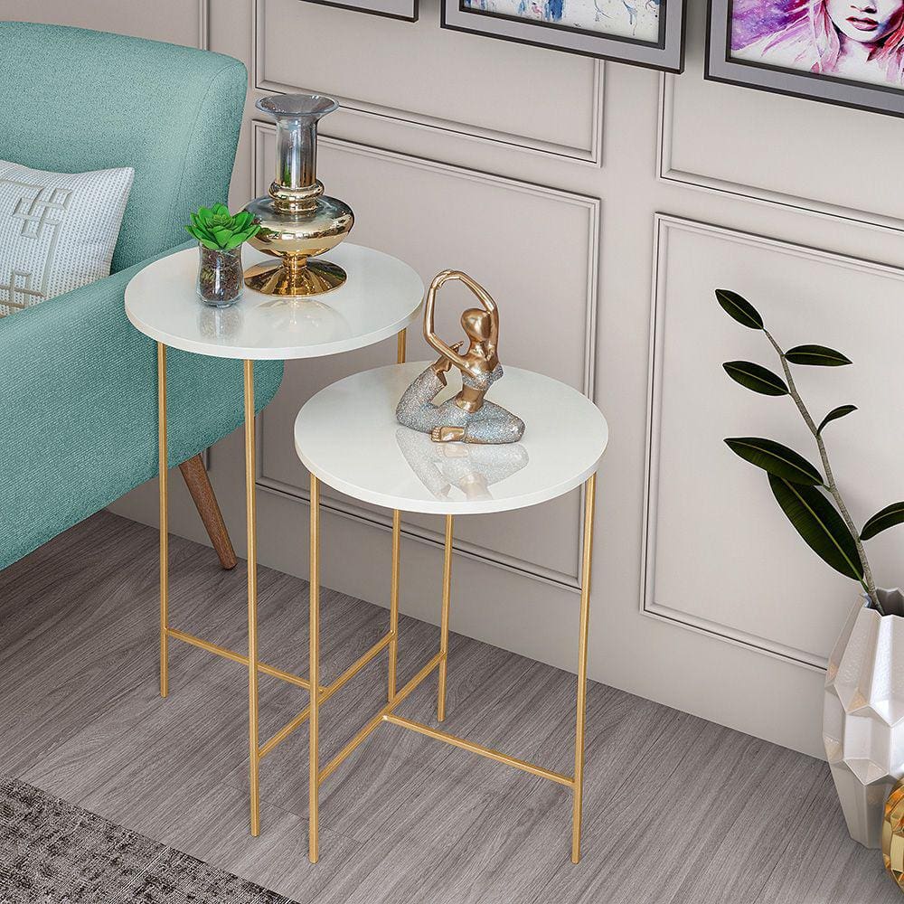 Jogo com 2 Mesas de Canto Luxo Redonda para Sala de Estar Lírio Off White Base Dourada