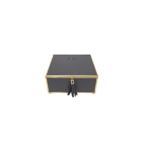 Caixa Decorativa Quadrada de Vidro e Couro Sintético Preto e Dourado 18cm