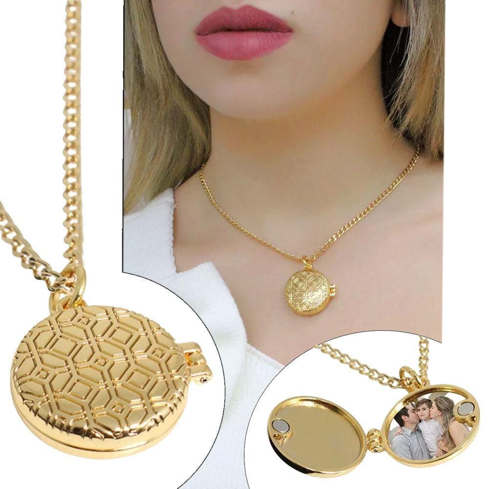 Colar Relicário Redondo Semijoia Moda Feminina Corrente Grumet Banhado a Ouro