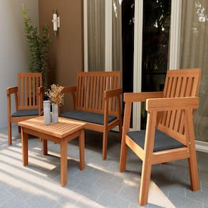 Conjunto para Jardim 4 Peças 3 Poltronas 1 Mesa de Centro Família de Madeira Eucalipto Amadeirado/Preto