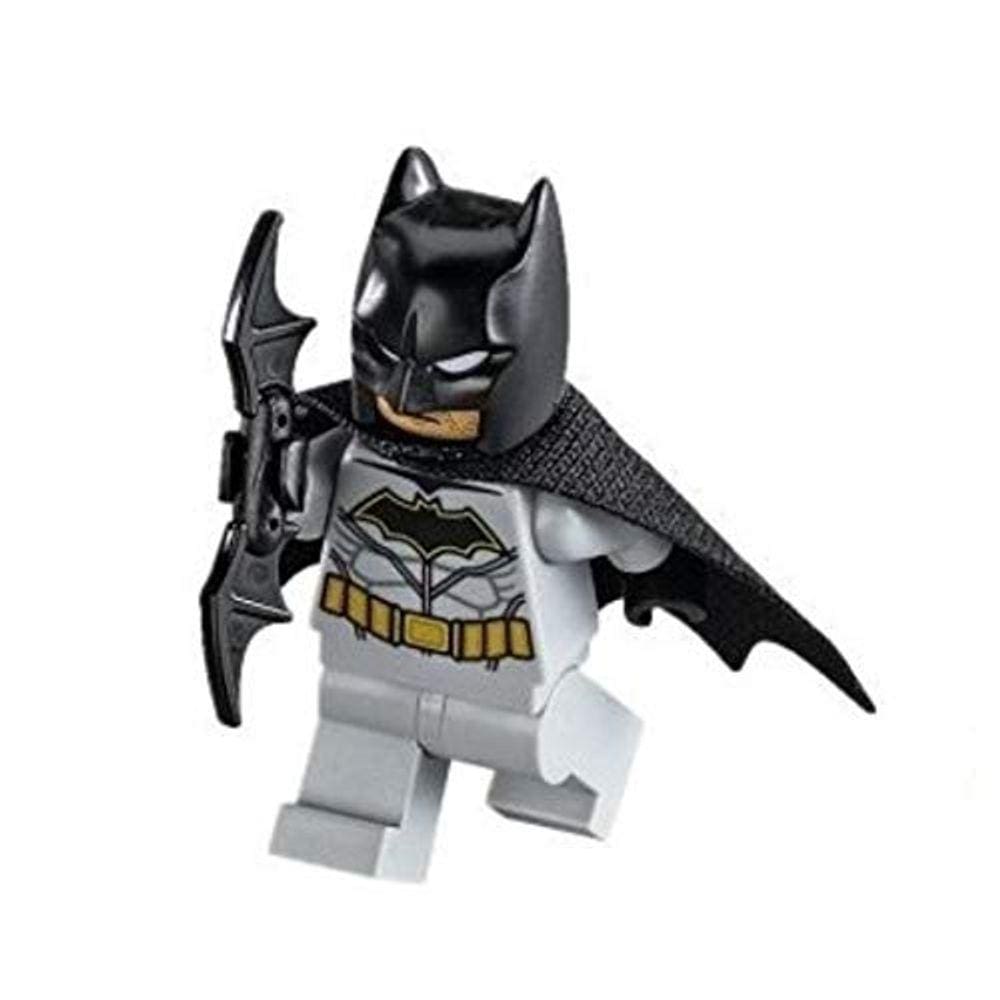 LEGO Superheroes: Minifigura do Batman Cinza com Batarang
