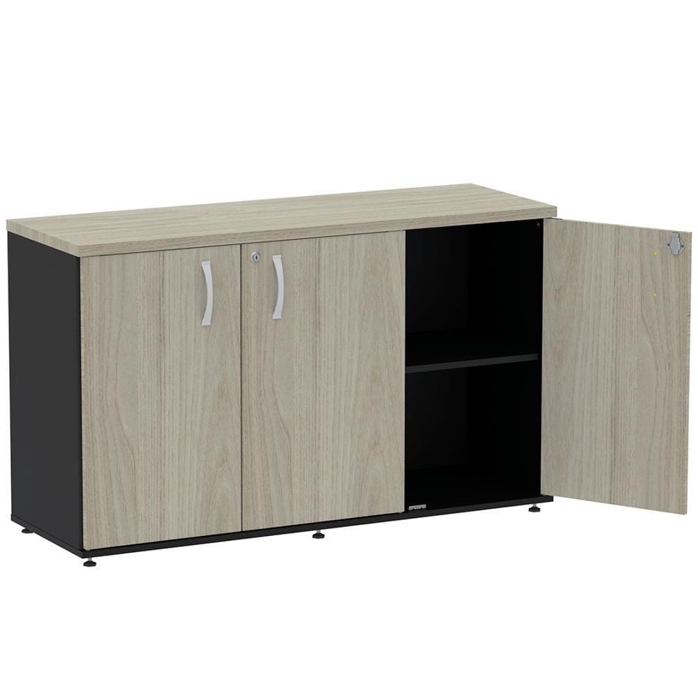 Armário Baixo Credenza PE25 Pandin 121,50 cm (largura) em MDP Cor Nogueira CasaBlanca e Preto com Três Portas