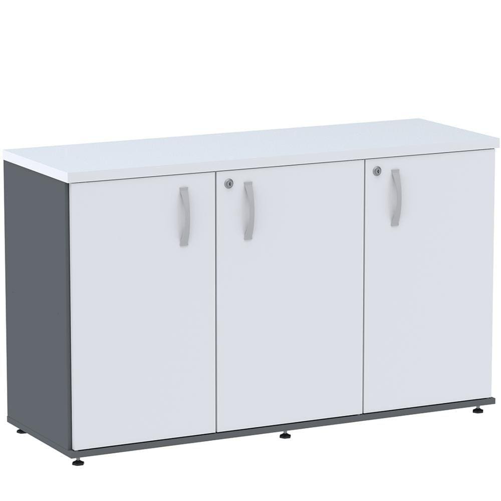 Armário Baixo Credenza PE25 Pandin 121,50 cm (largura) em MDP Cor Grafito e Branco com Três Portas