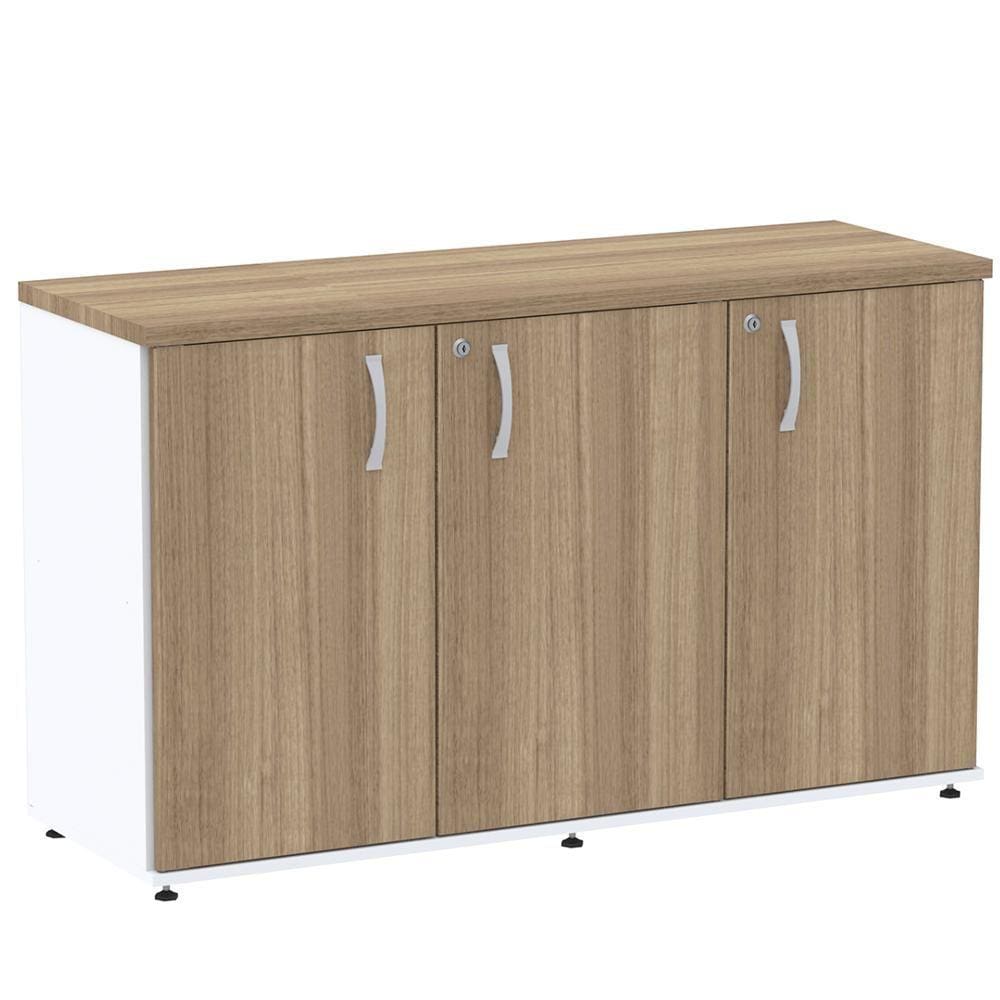Armário Baixo Credenza PE25 Pandin 121,50 cm (largura) em MDP Cor Noce Naturalle e Branco com Três Portas