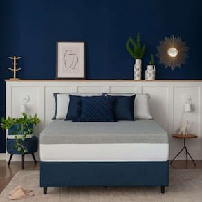cama box casal azul com colchão guldi dream mola ensacada (30x138x188) e 2 travesseiros guldi dream branco e azul