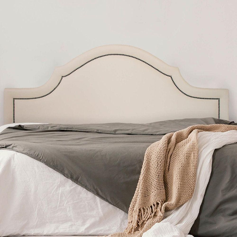 Cabeceira Casal Estofada para Cama Box Provençal Luxo com Tachas 140x60cm Off White/Fumê
