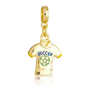 Pingente Berloque Camiseta Futebol Pandora Banhado a Ouro 18k