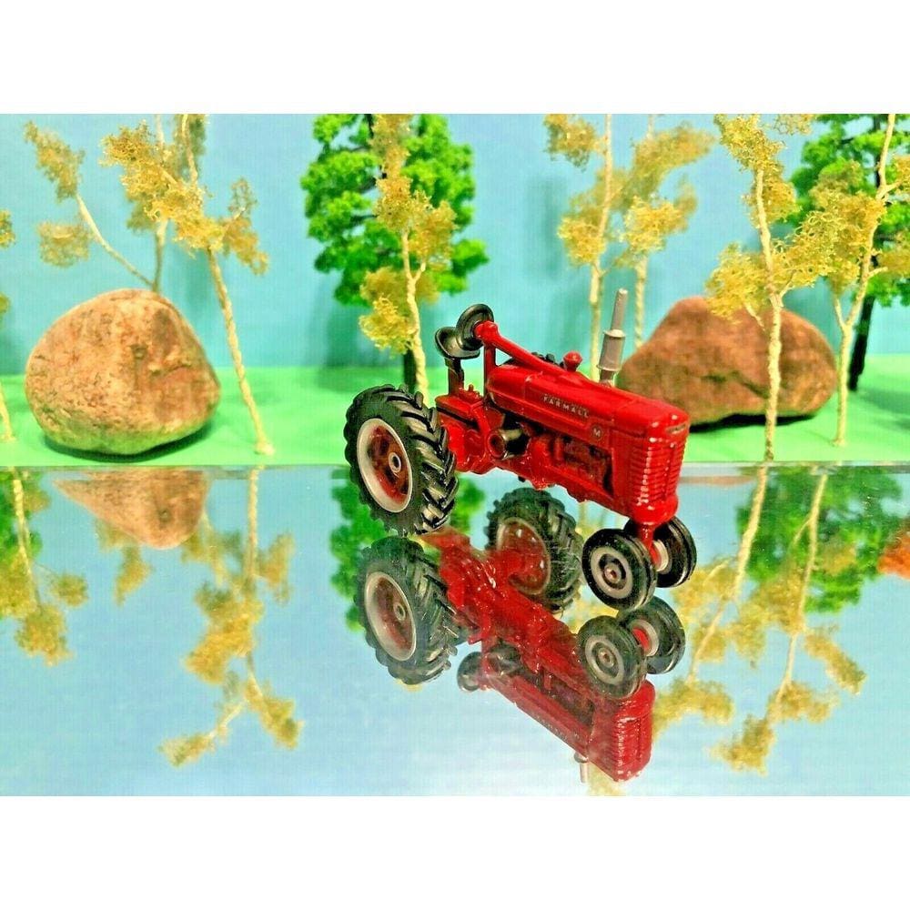 Miniatura Trator Ertl Case Ih Farmall M 44079 Escala 1/64