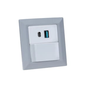 Espelho de Tomada Duplo Chanfrado 1 Interruptor 2Usb 9.0A Cz