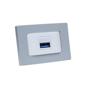 Espelho de Tomada Simples Reto com 1 USB Dados 3.0