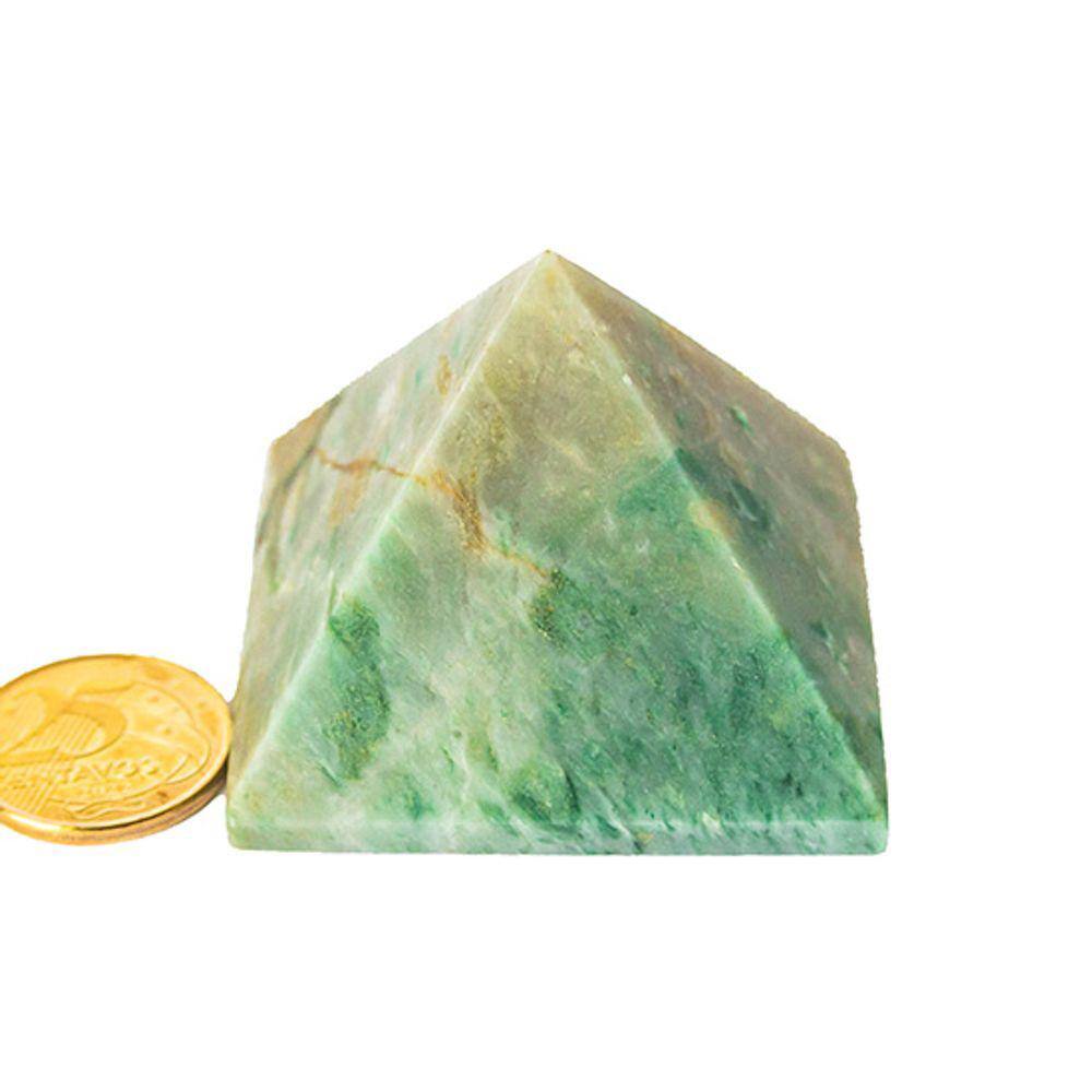 Pirâmide Pedra Jadeita 50 a 60mm entre 150 a 200g Tipo B