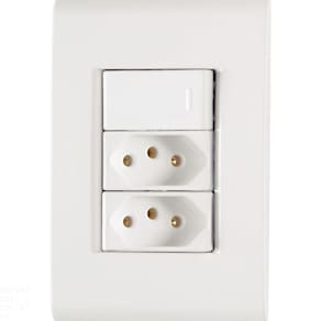 Conjunto 4x2 Com 1 Interruptor Simples 10 A 250 V E 2 Tomadas 2p+t 10 A 250 V Liz Branco