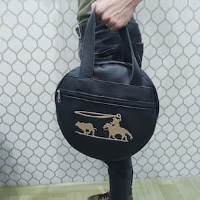 Bolsa Porta Laço Couro Cor Preta – Coutre Bolsas
