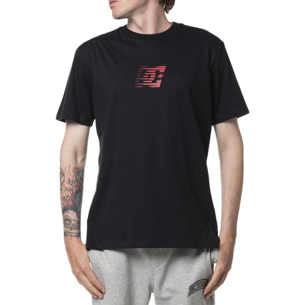 Camiseta DC Shoes Wholesale SM24 Masculina Preto
