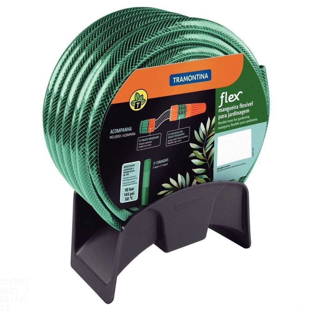 Mangueira Flex Verde Em Pvc 3 Camadas 20 M Com Engate Rosqueado, Esguicho E Suporte Mural
