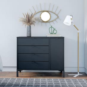 Cômoda Falkk Queens 4 Gavetas e 1 Porta Preto