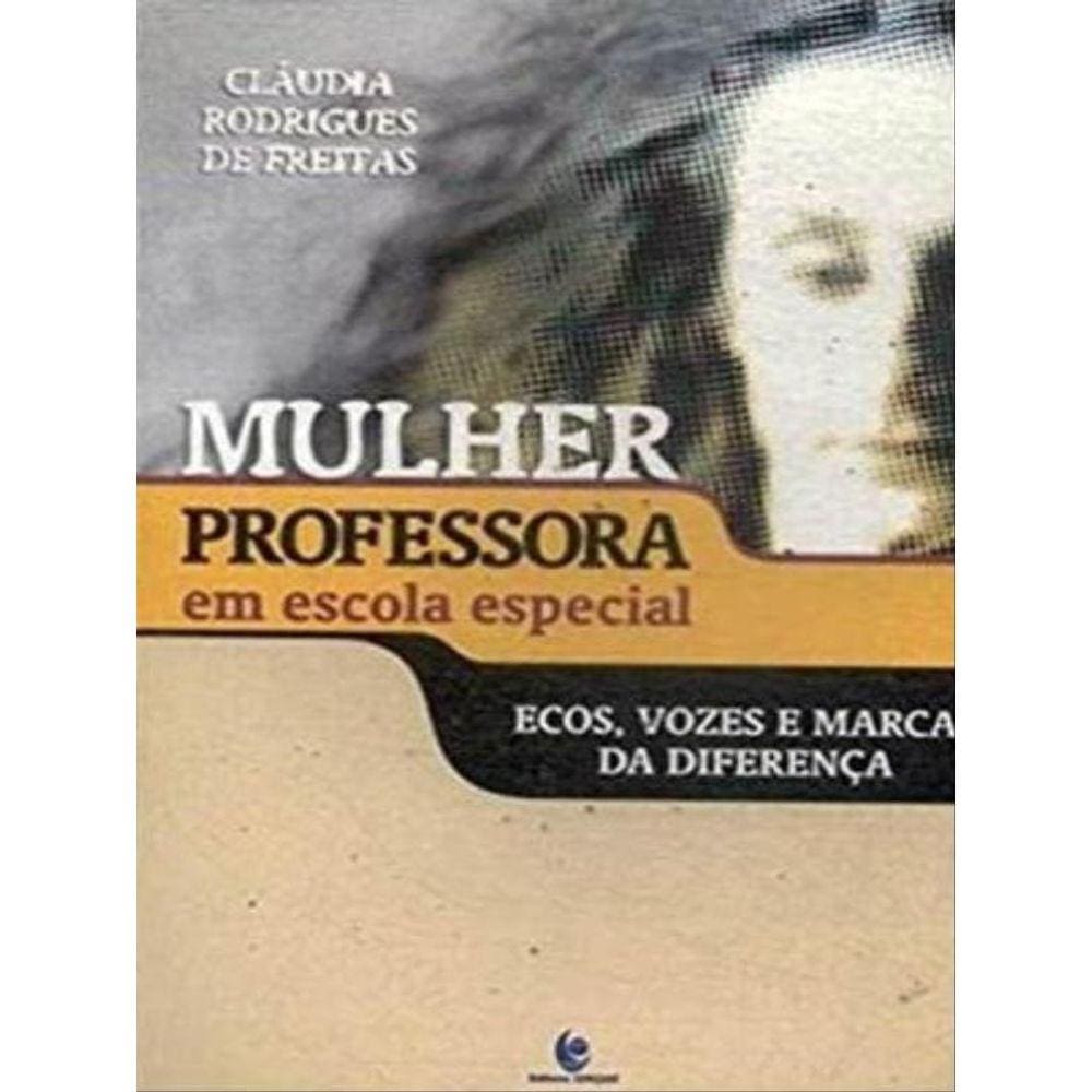 Mulher Professora Em Escola Especial