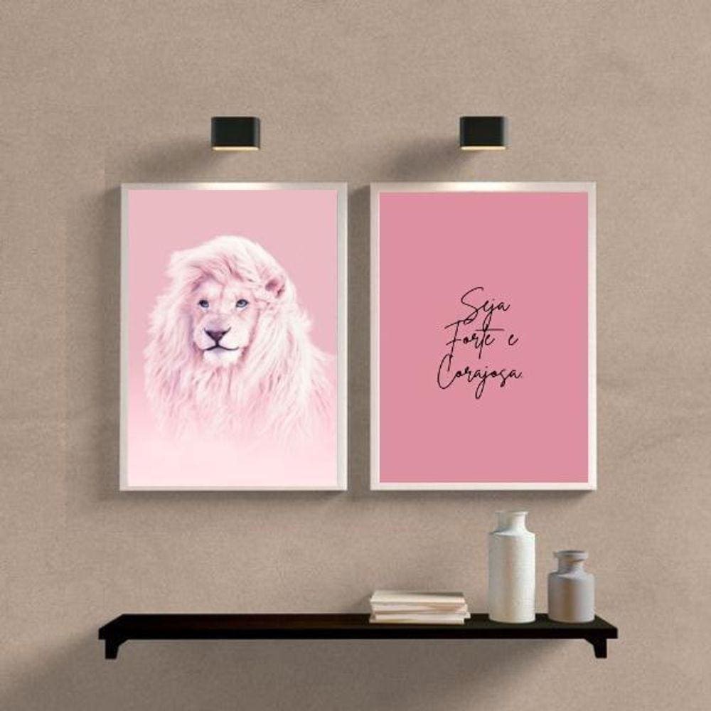 Kit 2 Quadros Leão Rosa Seja Forte E Corajosa 33X24Cm - Com Vidro