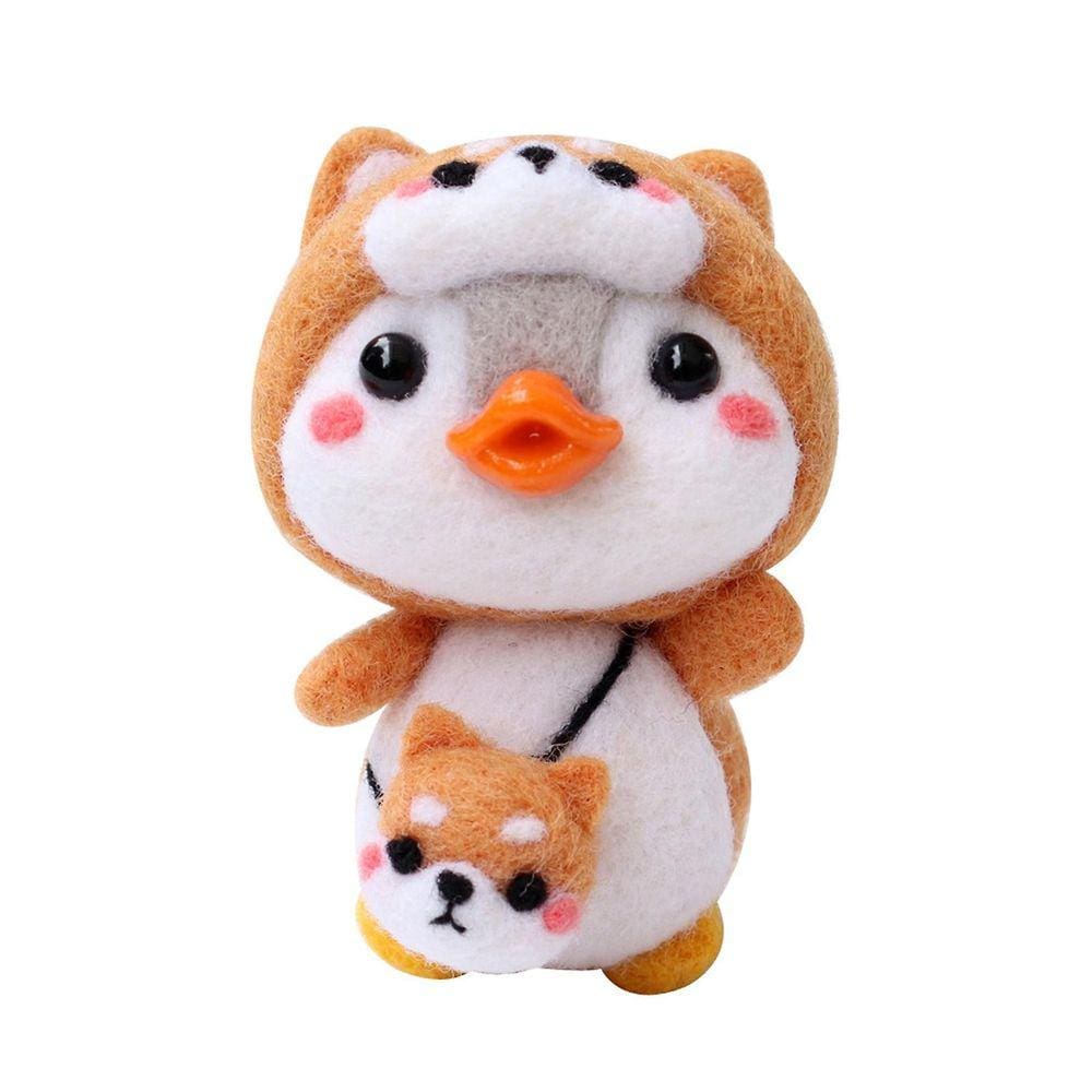 Pacote feito à mão da produção material dos feltros de lã do cutucão do teste padrão bonito do pinguim