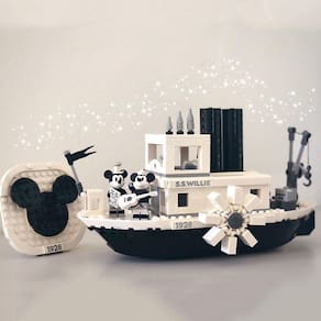 751Pcs Mickey Mouse Building Blocks Toys Disney Mickey Minnie Mouse Steamboat Willie Toys Gifts for Girls Boys Kids| Blocos