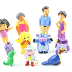 12pcs/set Dora Action Figure Personagens de filmes dos desenhos animados Pvc Ac