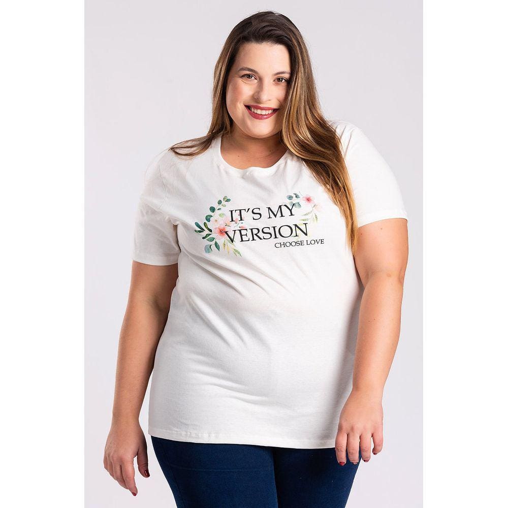T-shirt Feminina Plus Size Algodão c/ Estampa "It`s my version Choose love" - Serena
