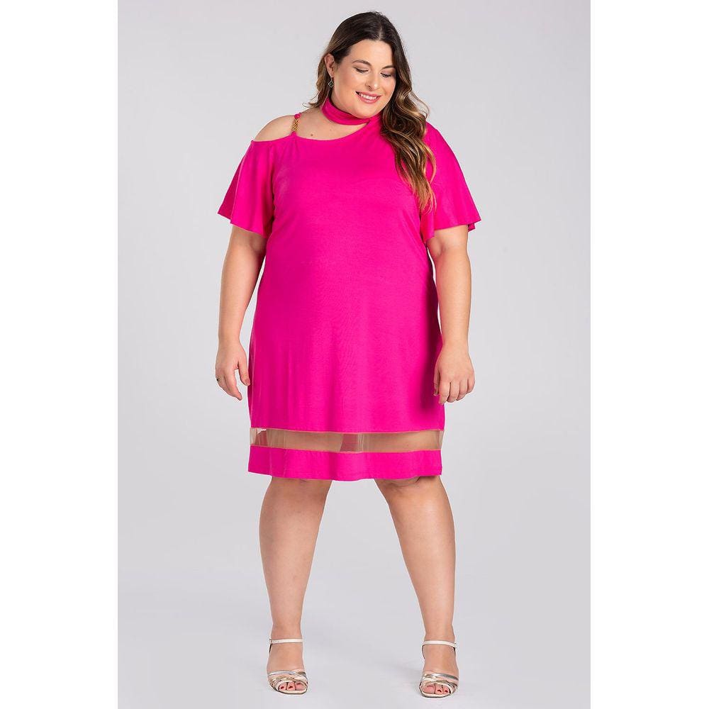 Vestido Plus Size Malha Viscose Detalhe Decote, Corrente Alça e Barra em Tule
