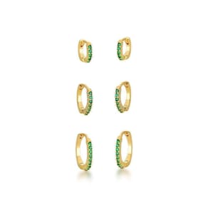 Kit Brincos Argola Com Uma Fileira Zirconias Verdes Banhado A Ouro 18k