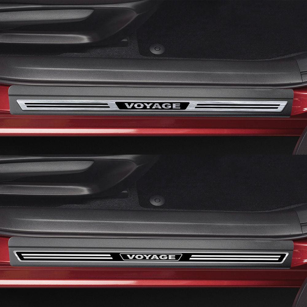Jogo Soleira Premium Elegance Vw Voyage G5 / G6 2008 2009 2010 2011 2012 2013 2014 2015 - ( Vinil + Resinada 4 Peças )