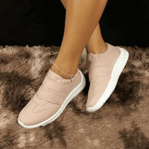 A praticidade do Tênis Feminino Cano Baixo Seu Novo Favorito de Moda Rosa