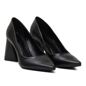Scarpin Casual Feminino com Salto Geométrico e Sola Confortável