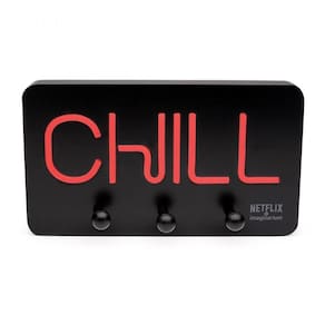 Painel Com Led E Ganchos Netflix Chill