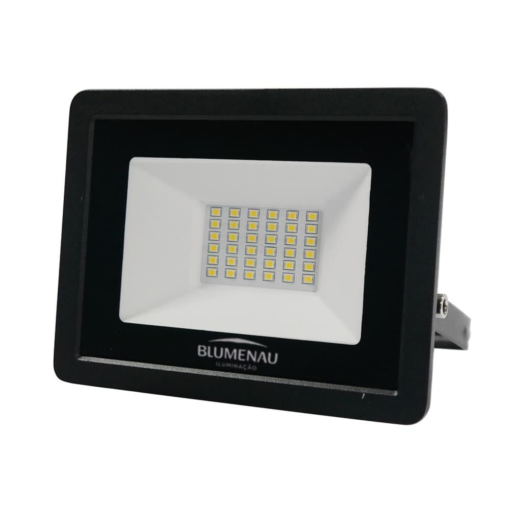Refletor Blumenau de Led Slim 30W Preto Bivolt 3000K Luz Quente