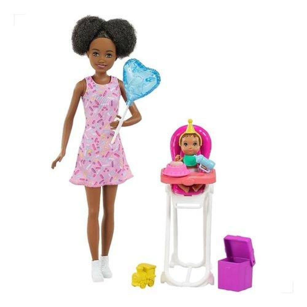 A bebê da Barbie está para chegar! Vídeo com a boneca Barbie para meninas  em português 