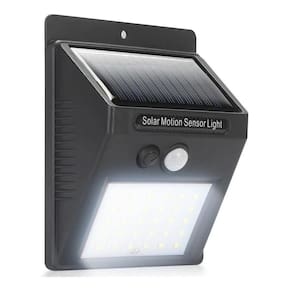 Luminária Solar LED 30 LEDs - À Prova D`água - Sensor