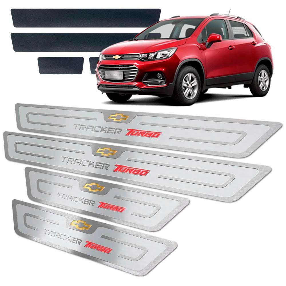 Soleiras Alto Relevo Tracker Turbo 2016/2019 + Vinil Prata