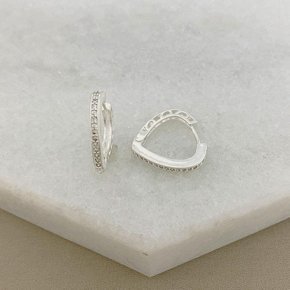 Brinco Argolinha Triangular Arredondada Cravejada com Zircônia