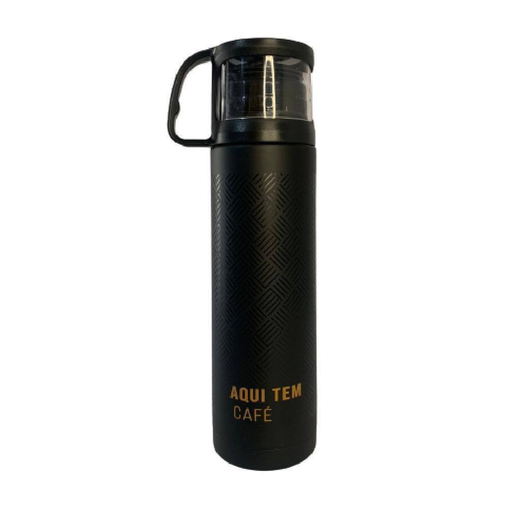 Garrafa Com Caneca Pe Na Estrada