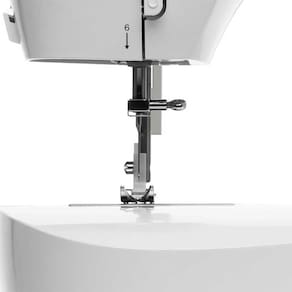 Maquina De Costura Singer  M2505 Bco28 Branca 28238