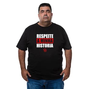 Camiseta Masculina Plus Size Algodao Respeite A Minha História Com Abridor De Garrafa Interno