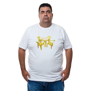 Camiseta Masculina Plus Size Algodao Estampa Mesa De Bar Com Abridor De Garrafas Integrado
