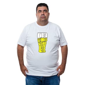 Camiseta Masculina Algodao Plus Size Nunca Fiz Amigos Bebendo Leite Com Abridor De Garrafa