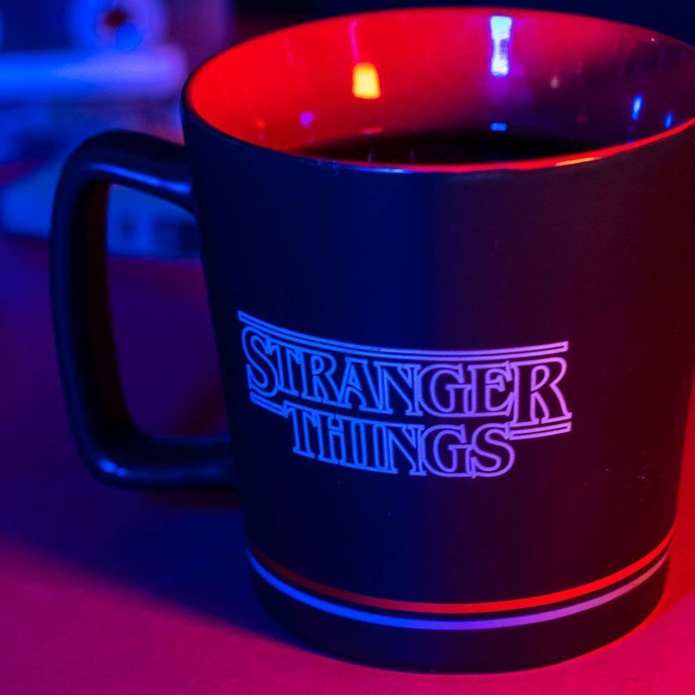 Kit Super Fã de Stranger Things