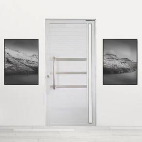 Porta Pivotante de Alumínio 210 x 120cm com Puxador, Friso e Vidro Veneza Esquadrias Bergame Branco