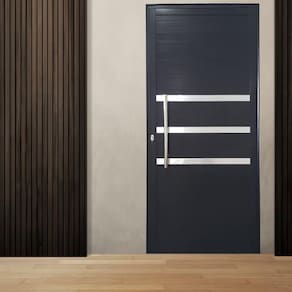 Porta Pivotante de Alumínio 210 x 120cm com Friso Veneza Esquadrias Bergame Preto