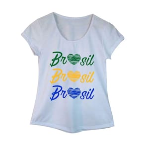 Camiseta Adulta Feminina Estampa Brasil Coração