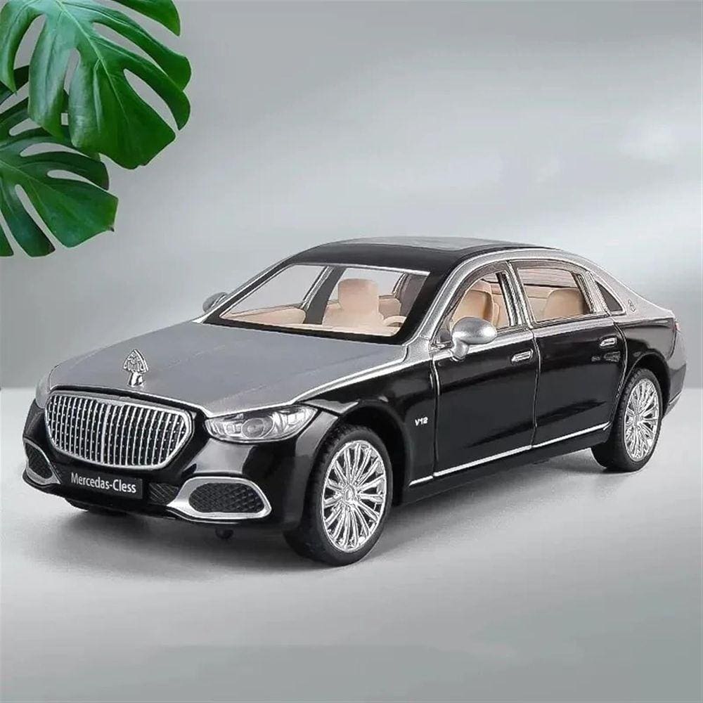 Carro de brinquedo colecionável Mercedes-Benz Maybach S680 em escala 1:24