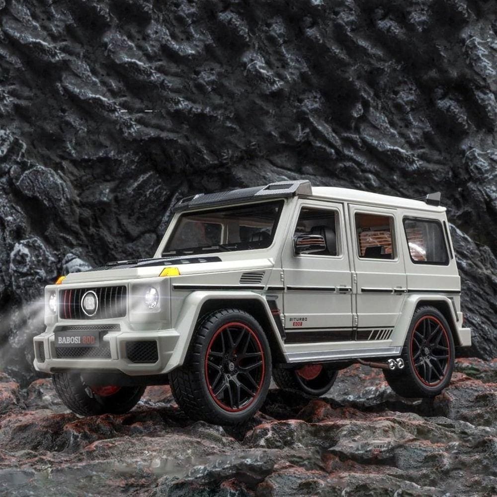 Carro de brinquedo Mercedes-Benz Big G Brabus G800 escala 1:18 branco