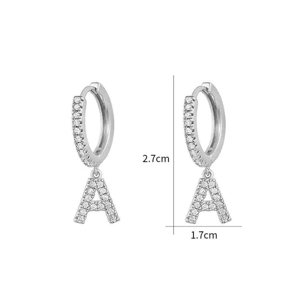 Brinco Prateado Letra I Alfabeto Argola Strass S1633