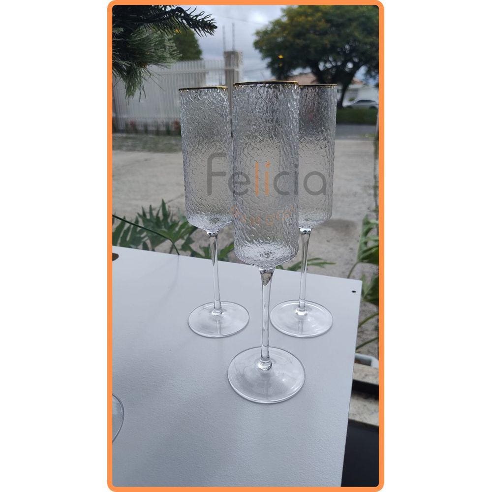 Taça para Champanhe de Cristal Martelado com Fio de Ouro Petra - Lyor